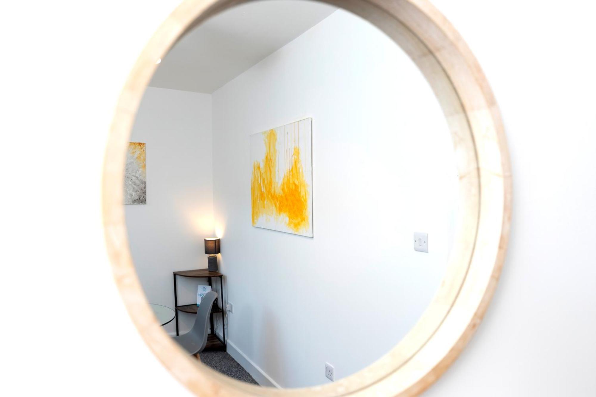 Quiet And Comfy House With 2 Bedrooms And 2 Bathrooms Super Fast Wifi And Crisp Hotel Standard White Linen Hosted By Our Home Short Stays Darlington  Zewnętrze zdjęcie