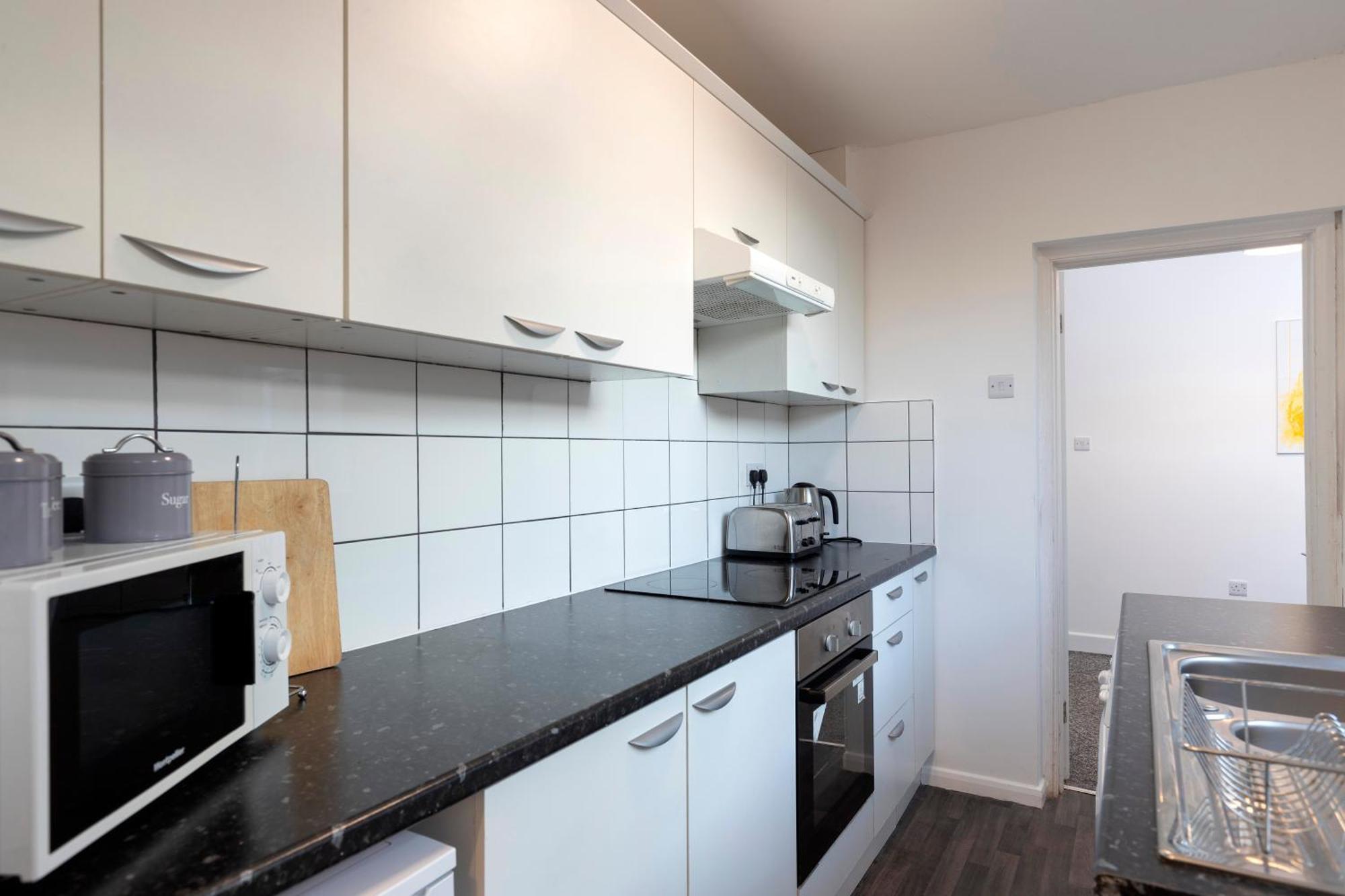 Quiet And Comfy House With 2 Bedrooms And 2 Bathrooms Super Fast Wifi And Crisp Hotel Standard White Linen Hosted By Our Home Short Stays Darlington  Zewnętrze zdjęcie